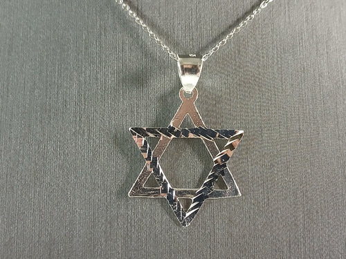 Sterling Silver Jewish Judaica Star of David Pendant Necklace, 3.5g E4294
