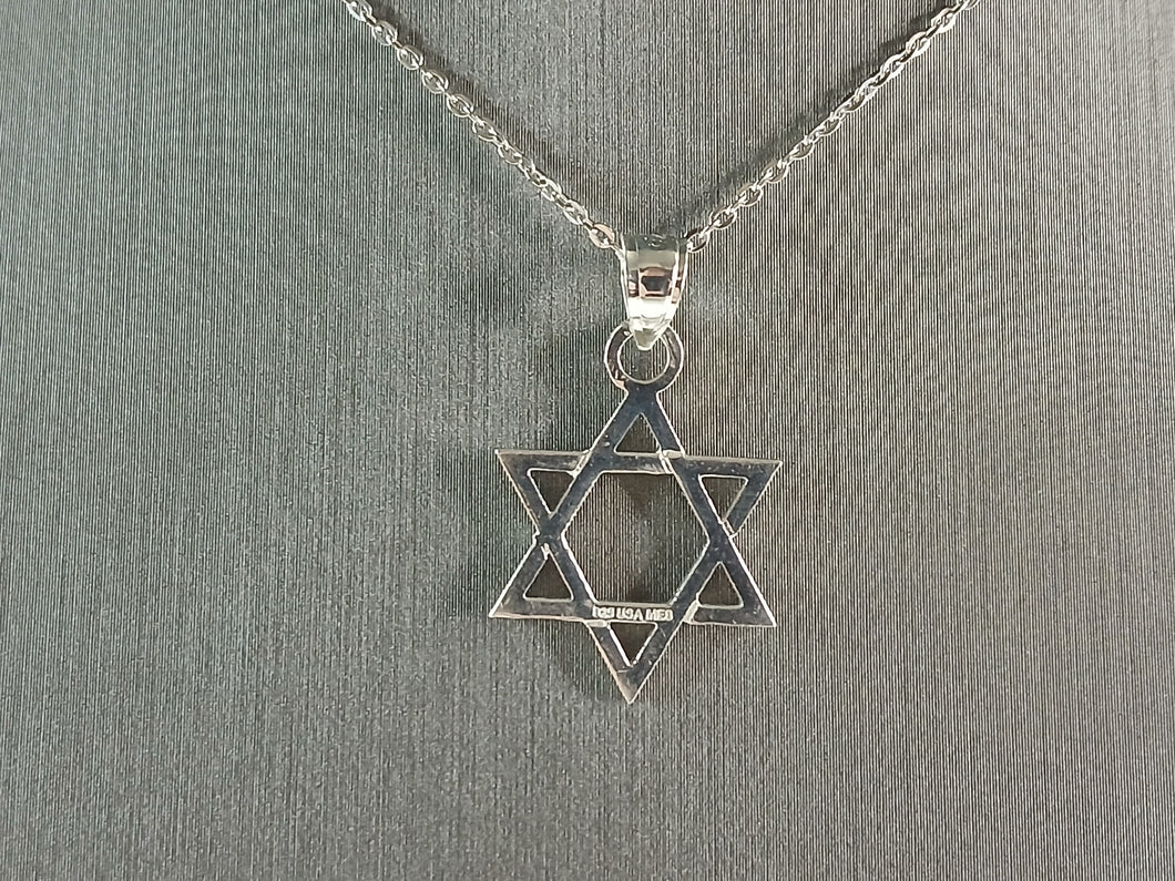 Sterling Silver Jewish Judaica Star of David Pendant Necklace, 3.0g E4297