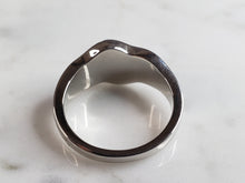 Load image into Gallery viewer, Womens Estate Sterling Silver Modernist Blue Opal Ring 4.1g E4300