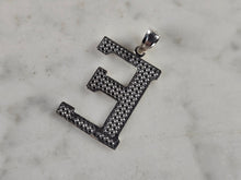 Load image into Gallery viewer, Womens Sterling Silver Initial Letter " E " Pendant 1.6g E4322