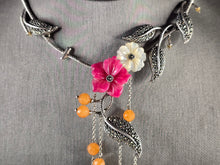 Load image into Gallery viewer, Womens Vintage Estate Sterling Silver Modernist Flower Necklace 33.4g E4329