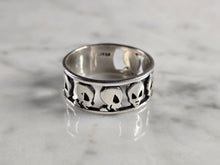Load image into Gallery viewer, Womens Mens Sterling Silver Alien UFO Ring 5.1g E4330