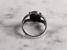 Load image into Gallery viewer, Womens Vintage Estate Sterling Silver Religious Cross Ring 2.9g E4349