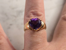Load image into Gallery viewer, Womens Vintage Estate 14K Yellow Gold Amethyst Heart Ring 5.3g E4368