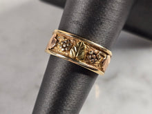Load image into Gallery viewer, Womens Vintage Estate 14K Gold Grape Leaf Ring 4.5g #E4379