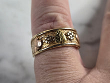 Load image into Gallery viewer, Womens Vintage Estate 14K Gold Grape Leaf Ring 4.5g #E4379