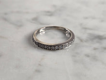 Load image into Gallery viewer, Womens Vintage Estate 10K White Gold Diamond Ring, 1.6g E4380