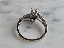 Load image into Gallery viewer, Womens Vintage Estate 10k White Gold Diamond Ring 2.3g #E4413