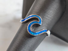 Load image into Gallery viewer, Womens Estate Sterling Silver Modernist Blue Opal Wave Ring 3.1g E4457