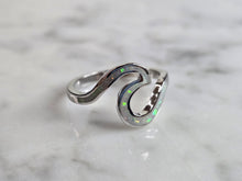 Load image into Gallery viewer, Womens Estate Sterling Silver Modernist Opal Wave Ring 2.5g E4459