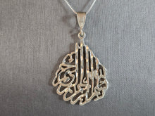 Load image into Gallery viewer, Womens Vintage Estate Sterling Silver Persian Pendant Necklace 12.6g E4483