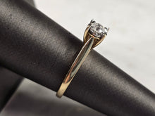 Load image into Gallery viewer, Womens Vintage Estate 10K Yellow Gold Diamond Ring 2.7g E4530