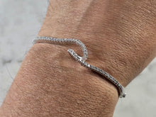 Load image into Gallery viewer, Womens Vintage Estate Sterling Silver CZ Wave Bangle Bracelet 10.6g E4534