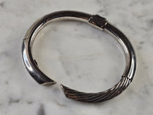 Load image into Gallery viewer, Womens Vintage Estate Sterling Silver Hinged Modernist Cuff Bracelet 16.9g E4537