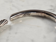 Load image into Gallery viewer, Womens Vintage Estate Sterling Silver Hinged Modernist Cuff Bracelet 16.9g E4537