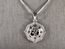 Load image into Gallery viewer, Womens Vintage Estate Sterling Silver Hindu Om Pendant W/ Necklace 5.6g E4554