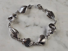 Load image into Gallery viewer, Womens Vintage Estate Sterling Silver Seashell Link Bracelet 25.9g E4576