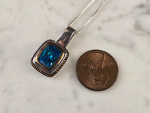 Load image into Gallery viewer, Womens Vintage Estate Sterling Silver Modernist Pendant Necklace 5.5g E4580