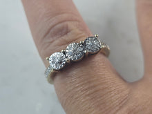 Load image into Gallery viewer, Womens Vintage Estate 10K Yellow Gold Diamond Ring 2.9g E4607