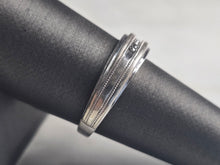Load image into Gallery viewer, Womens Vintage Estate 10K White Gold Diamond Ring 3.3g E4623