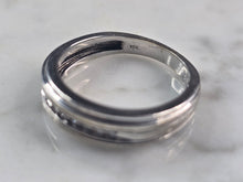 Load image into Gallery viewer, Womens Vintage Estate 10K White Gold Diamond Ring 3.3g E4623