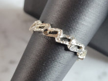 Load image into Gallery viewer, Womens Vintage Estate Sterling Silver Modernist Ring 2.1g E4636