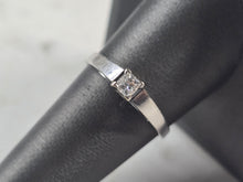 Load image into Gallery viewer, Womens Vintage Estate 14k White Gold Diamond Engagement Ring 2.9g  #E4645