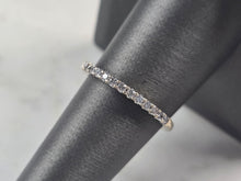Load image into Gallery viewer, Womens Vintage Estate 14k White Gold Diamond Ring 1.9g E4646