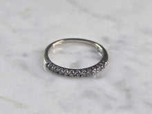Load image into Gallery viewer, Womens Vintage Estate 14k White Gold Diamond Ring 1.9g E4646