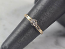 Load image into Gallery viewer, Womens Vintage Estate 14K Yellow Gold Diamond Ring, 1.3g E4650