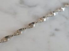 Load image into Gallery viewer, Womens Vintage Estate Twisted Sterling Silver Italian Bracelet 3.5g E4654