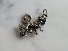 Load image into Gallery viewer, Womens Vintage Estate Sterling Silver Standing Lion Charm 4.5g E4673