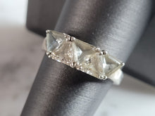 Load image into Gallery viewer, Womens Vintage Estate Sterling Silver Modernist CZ Ring 3.4g E4694