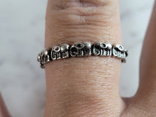 Load image into Gallery viewer, Womens Vintage Estate Sterling Silver Elephant Ring 2.2g E4695