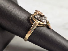 Load image into Gallery viewer, Womens Vintage Estate 14K Multi Tone Gold La Quinceanera Ring 4.7g E4701
