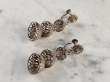 Load image into Gallery viewer, Womens Vintage Estate Sterling Silver Modernist Screw Back Earrings 11.7g E4705