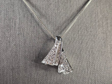 Load image into Gallery viewer, Womens Vintage Estate Sterling Silver CZ Stone Pendant W/ Necklace 7.4g E4718