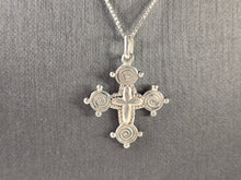 Load image into Gallery viewer, Womens Vintage Estate Sterling Silver Religious Cross Necklace 4.9g E4734