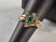 Load image into Gallery viewer, Womens Vintage Estate 14K Yellow Gold Emerald &amp; Diamond Ring 5.0g #E4785