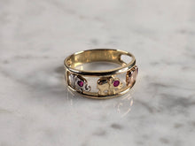 Load image into Gallery viewer, Womens Vintage Estate 14K Yellow Gold Elephant Ring 3.4g E4815