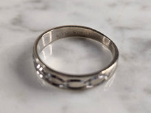 Load image into Gallery viewer, Womens Vintage Estate 14k White Gold Modernist Ring Band, 2.8g E4818