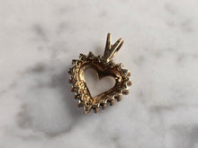 Load image into Gallery viewer, Womens Vintage Estate 10K Yellow Gold Diamond Heart Pendant 1.9g E4824