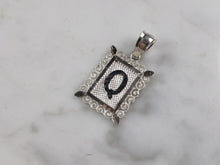 Load image into Gallery viewer, Womens Sterling Silver Initial Letter " Q " Pendant 1.0g E4844