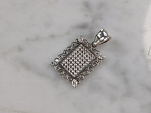 Load image into Gallery viewer, Womens Sterling Silver Initial Letter " Q " Pendant 1.0g E4844