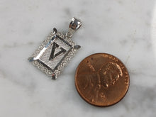 Load image into Gallery viewer, Womens Sterling Silver Initial Letter " V " Pendant 1.0g E4857