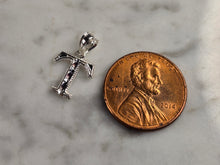 Load image into Gallery viewer, Womens Sterling Silver Initial Letter " T " Pendant 0.3g E4865
