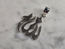 Load image into Gallery viewer, Vintage Estate Sterling Silver Muslim Allah Pendant 3.2g E4873