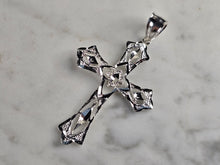 Load image into Gallery viewer, Womens Estate Sterling Silver Religious Celtic Cross Pendant 3.7g E4874