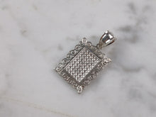 Load image into Gallery viewer, Womens Sterling Silver Initial Letter " Y " Pendant 1.0g E4892