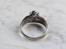 Load image into Gallery viewer, Womens Vintage Estate 10K White Gold Diamond Wedding Ring 5.5g E4906